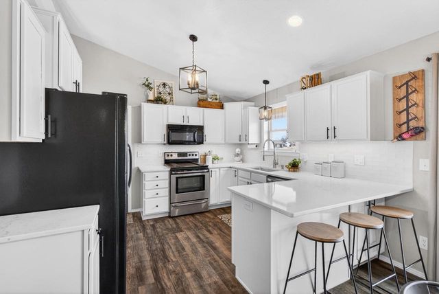 1390 MARIE DRIVE, Kaukauna, WI 54130