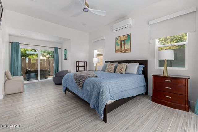 11401 N 45th Place, Phoenix, AZ 85028