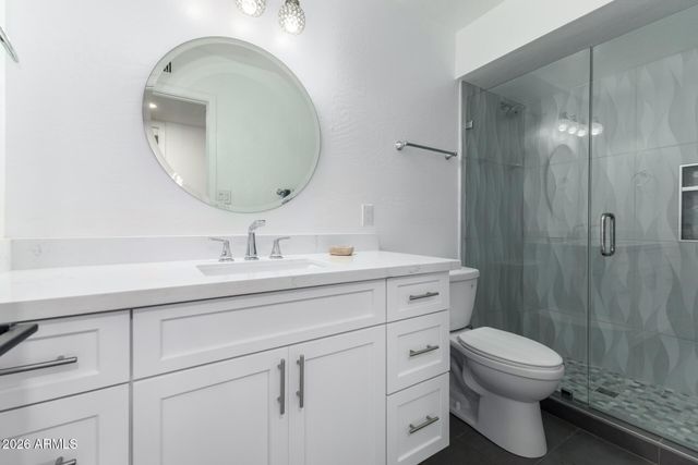 11401 N 45th Place, Phoenix, AZ 85028