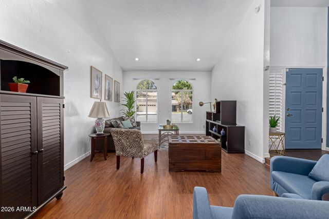 11401 N 45th Place, Phoenix, AZ 85028