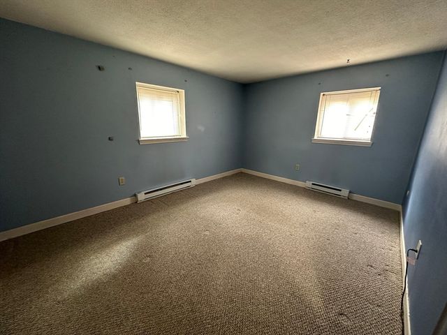 81 Nicholas Rd A, Framingham, MA 01701