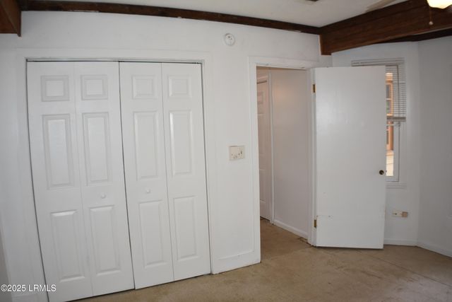 2 Wallace Road, Beaufort, SC 29907