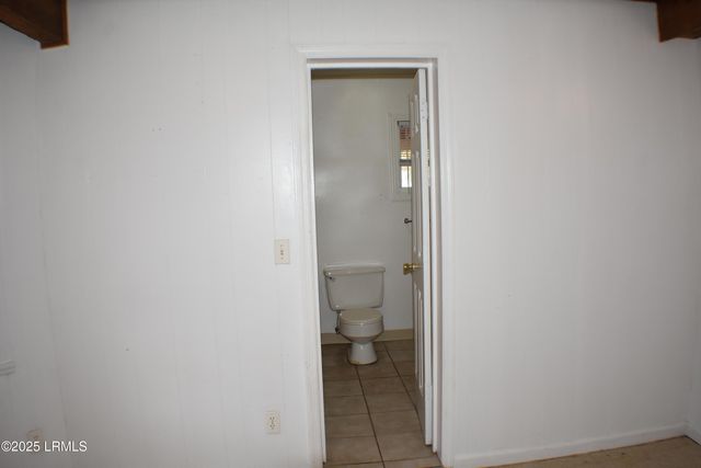 2 Wallace Road, Beaufort, SC 29907