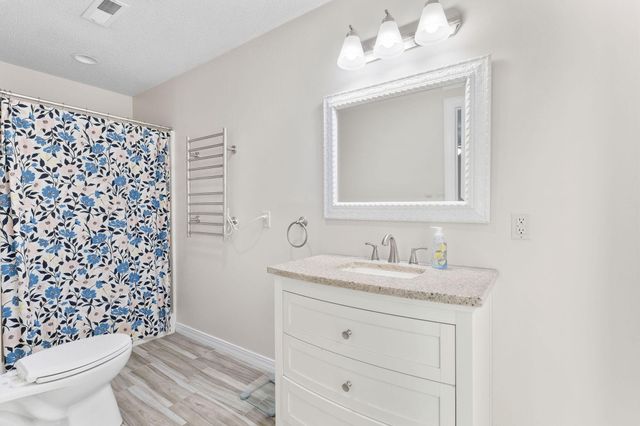 1328 E University Street, Springfield, MO 65804