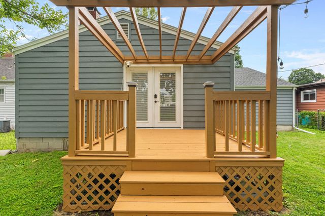 1328 E University Street, Springfield, MO 65804