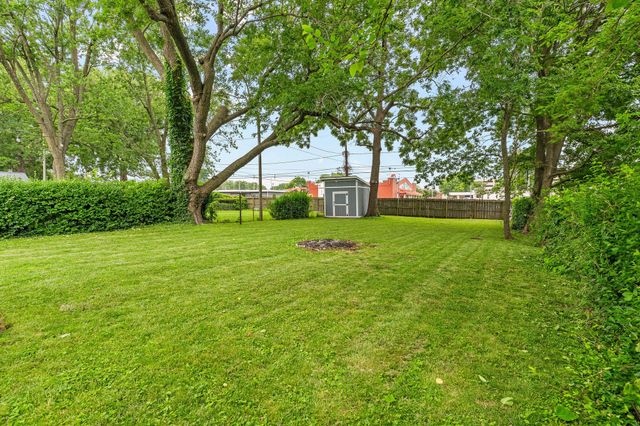 1328 E University Street, Springfield, MO 65804