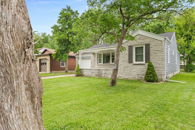 1328 E University Street, Springfield, MO 65804