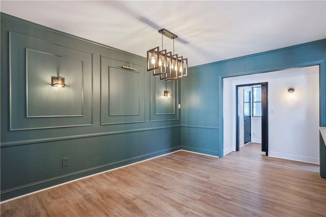 8 Cantey Place NW, Atlanta, GA 30327