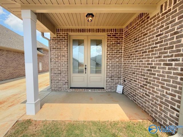 26411 Old Town Drive, Athens, AL 35613