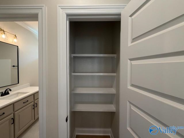 26411 Old Town Drive, Athens, AL 35613