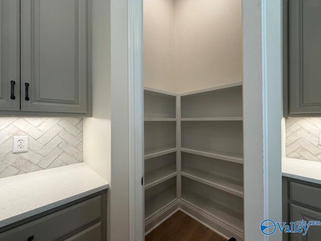 26411 Old Town Drive, Athens, AL 35613