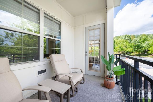 42 Schenck Parkway 106, Asheville, NC 28803