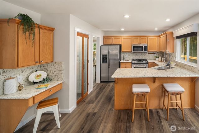 7211 Clover Blossom Lane NE, Bremerton, WA 98312