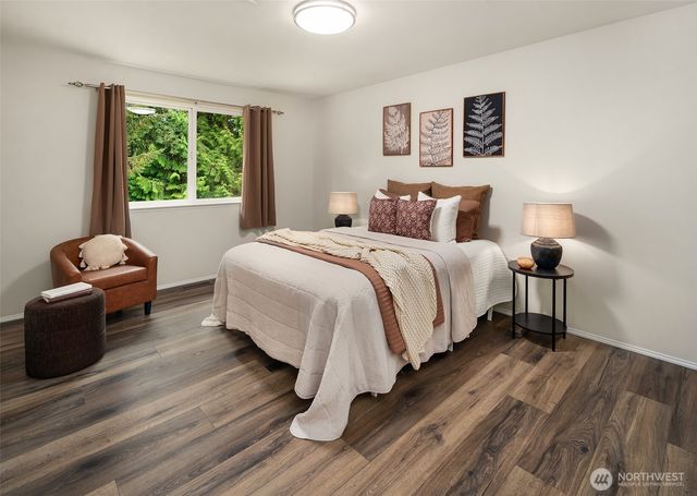 7211 Clover Blossom Lane NE, Bremerton, WA 98312