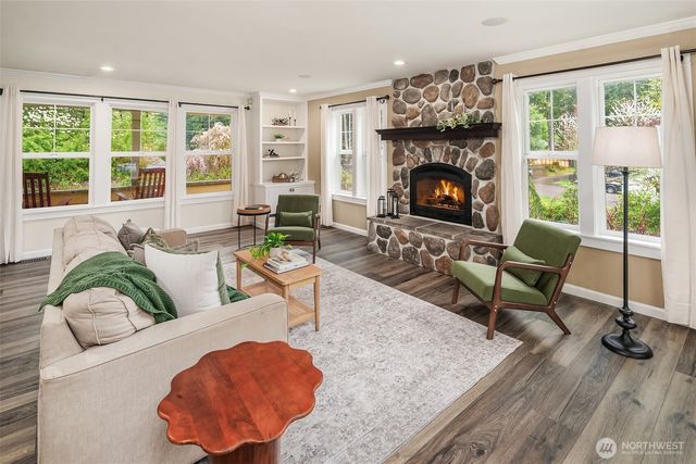 7211 Clover Blossom Lane NE, Bremerton, WA 98312
