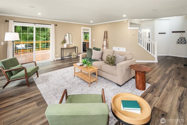 7211 Clover Blossom Lane NE, Bremerton, WA 98312