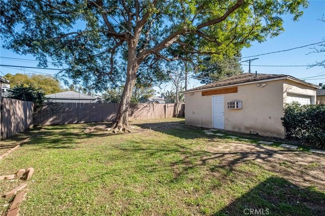 6630 Mclennan, Lake Balboa, CA 91406