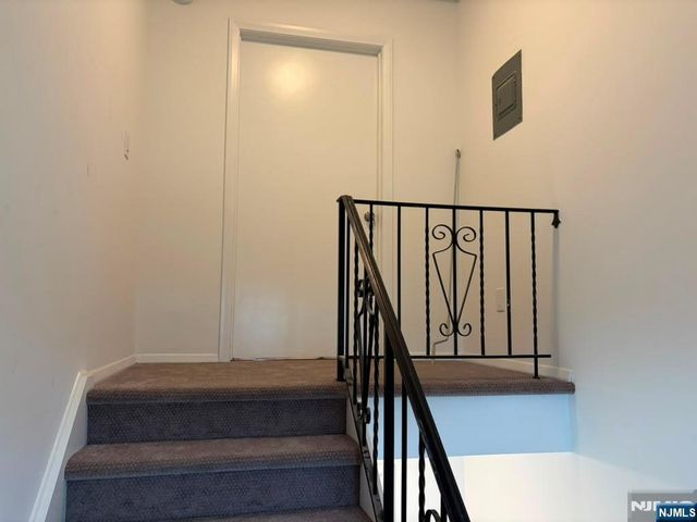 426 Broad Street 2nd Floor, Carlstadt, NJ 07072