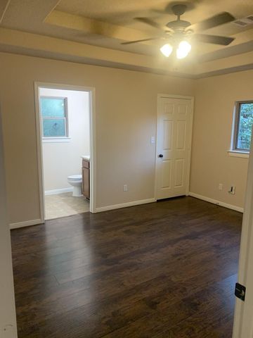 10855 Royal Pines, Conroe, TX 77303