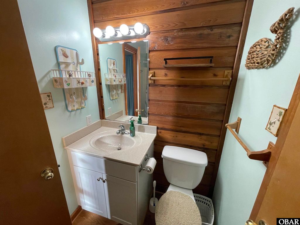 Image 30 of property listing at 188 Duck Rd Lot 32, Southern Shores, NC 27949