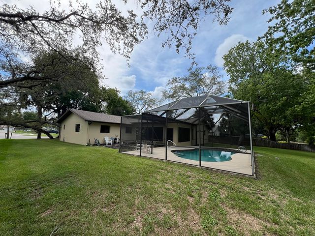 2239 Woodlawn Circle, Melbourne, FL 32934