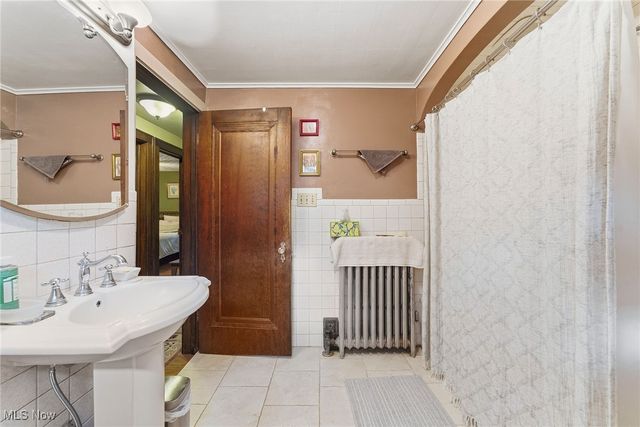 557 Letchworth Drive, Akron, OH 44303