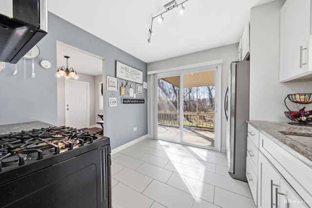 1052 Blackhawk Drive, University Park, IL 60484