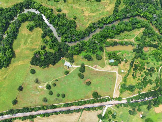 1001 El Rancho Rio, Bridgeport, TX 76426