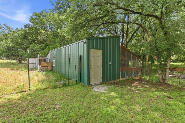 1001 El Rancho Rio, Bridgeport, TX 76426