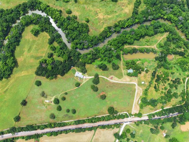 1001 El Rancho Rio, Bridgeport, TX 76426