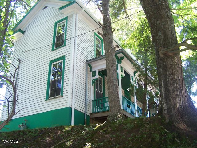 301 South Cherokee Street, Jonesborough, TN 37659