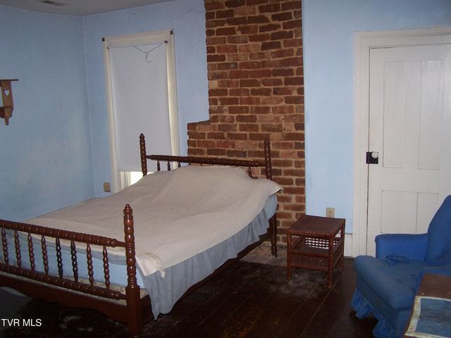 301 South Cherokee Street, Jonesborough, TN 37659