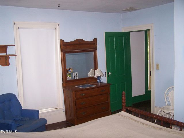301 South Cherokee Street, Jonesborough, TN 37659