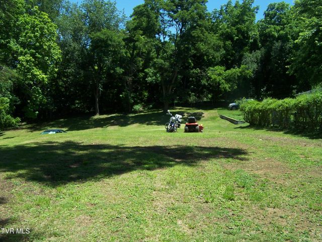 301 South Cherokee Street, Jonesborough, TN 37659