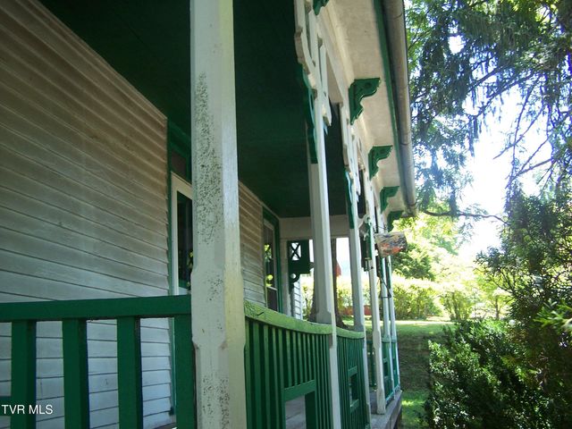 301 South Cherokee Street, Jonesborough, TN 37659