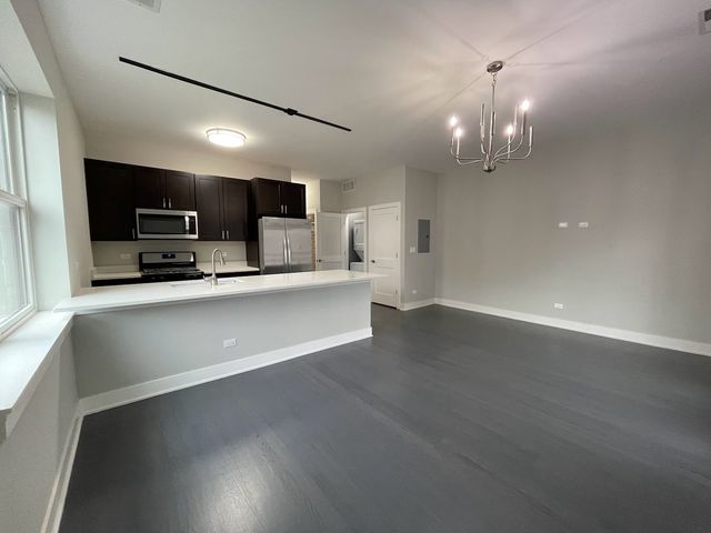1841 W 21st Street 3W, Chicago, IL 60608