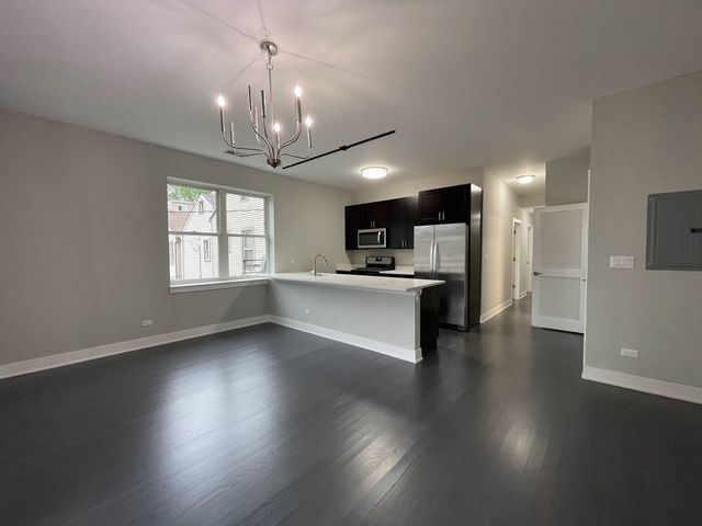 1841 W 21st Street 3W, Chicago, IL 60608