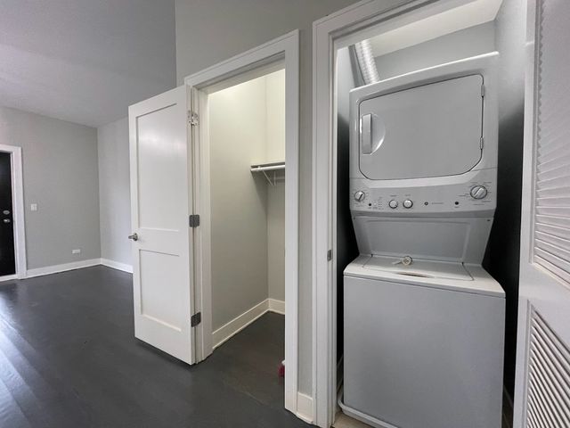 1841 W 21st Street 3W, Chicago, IL 60608