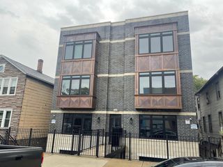 1841 W 21st Street 3W, Chicago, IL 60608