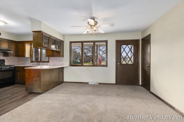 4725 Baldwin Street, Georgetown Twp, MI 49426