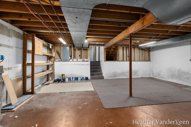 4725 Baldwin Street, Georgetown Twp, MI 49426