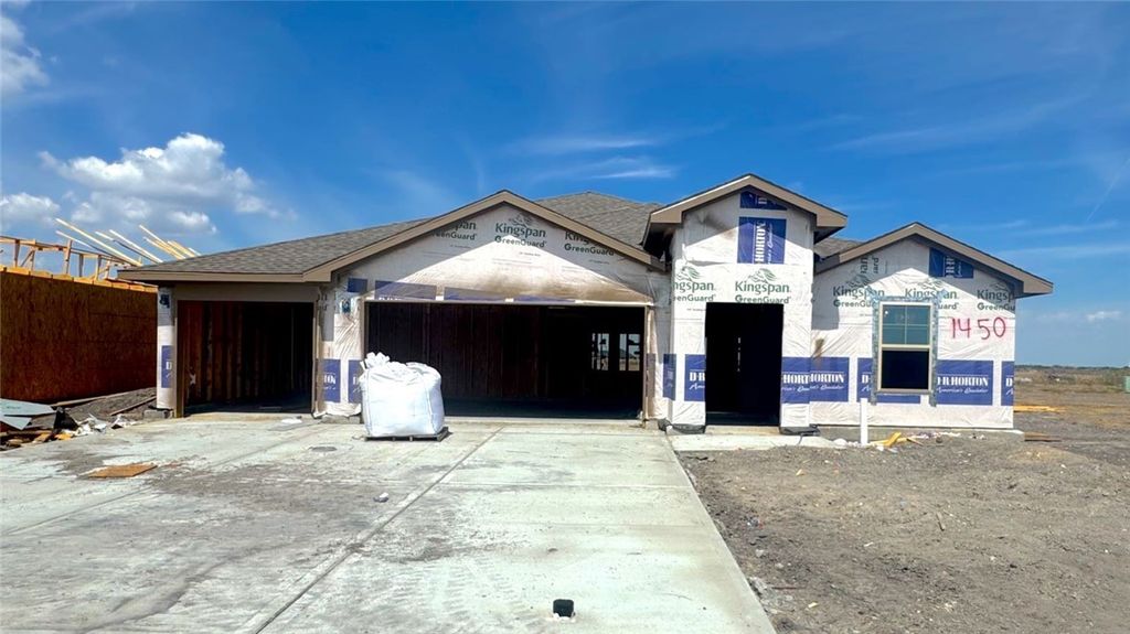 1450 Rhaegal St, Corpus Christi, TX 78415 — exterior