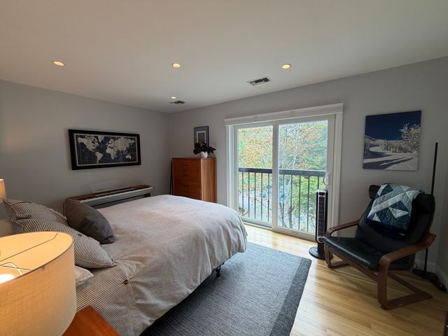 99 Anderer Lane 3, Boston, MA 02132