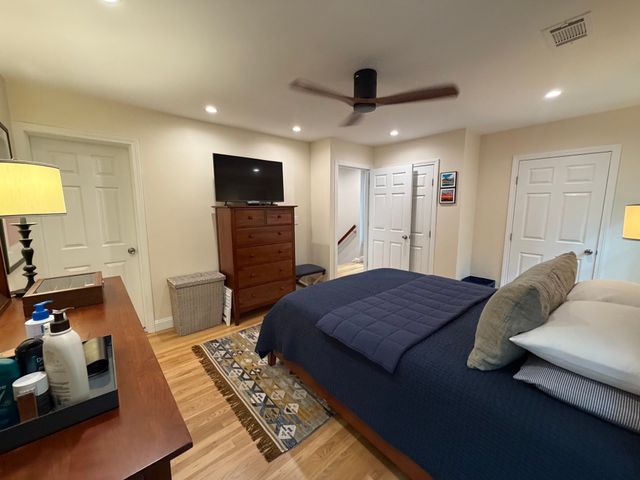 99 Anderer Lane 3, Boston, MA 02132