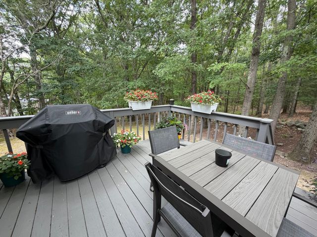 99 Anderer Lane 3, Boston, MA 02132