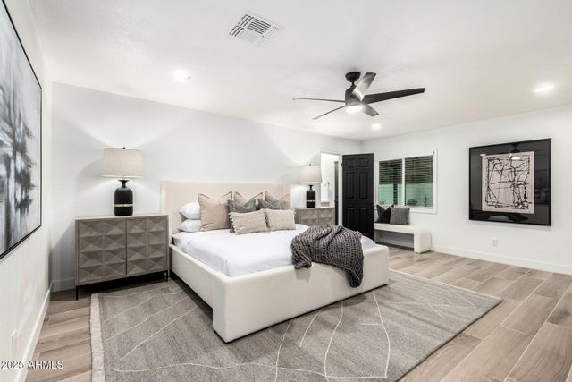 5040 E COLUMBINE Drive, Scottsdale, AZ 85254