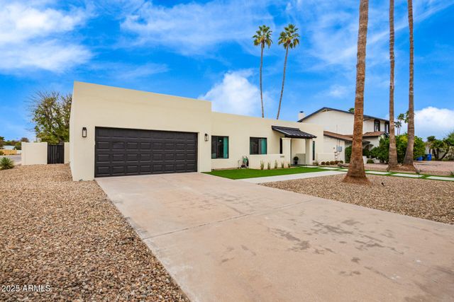 5040 E COLUMBINE Drive, Scottsdale, AZ 85254