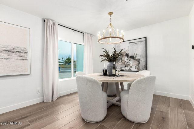 5040 E COLUMBINE Drive, Scottsdale, AZ 85254