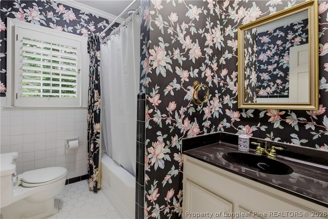 2718 Skye Drive, Fayetteville, NC 28303