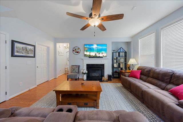 3400 Wynfall Ln, Nashville, TN 37211